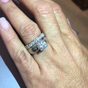 Engagement Ring REAL DIAMONDS